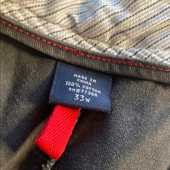 J. Crew Gray 10” Flat Front Embroidered Scorpion Shorts - Picture 3 of 7